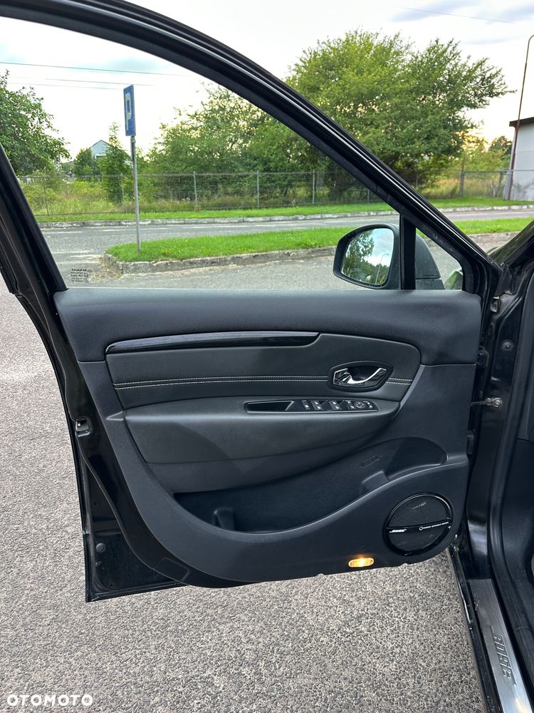 Renault Scenic Energy TCe 115 S&S Xmod Bose Edition - 15