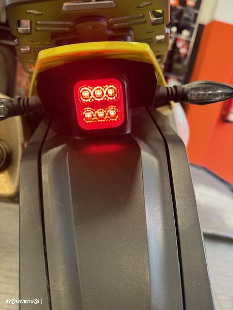 Husqvarna 701 Enduro - 11