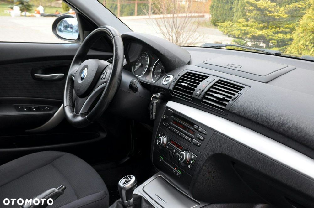 BMW Seria 1 - 17