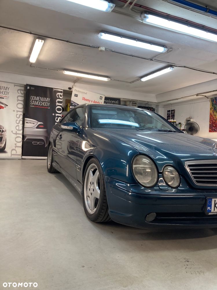 Mercedes-Benz CLK - 2