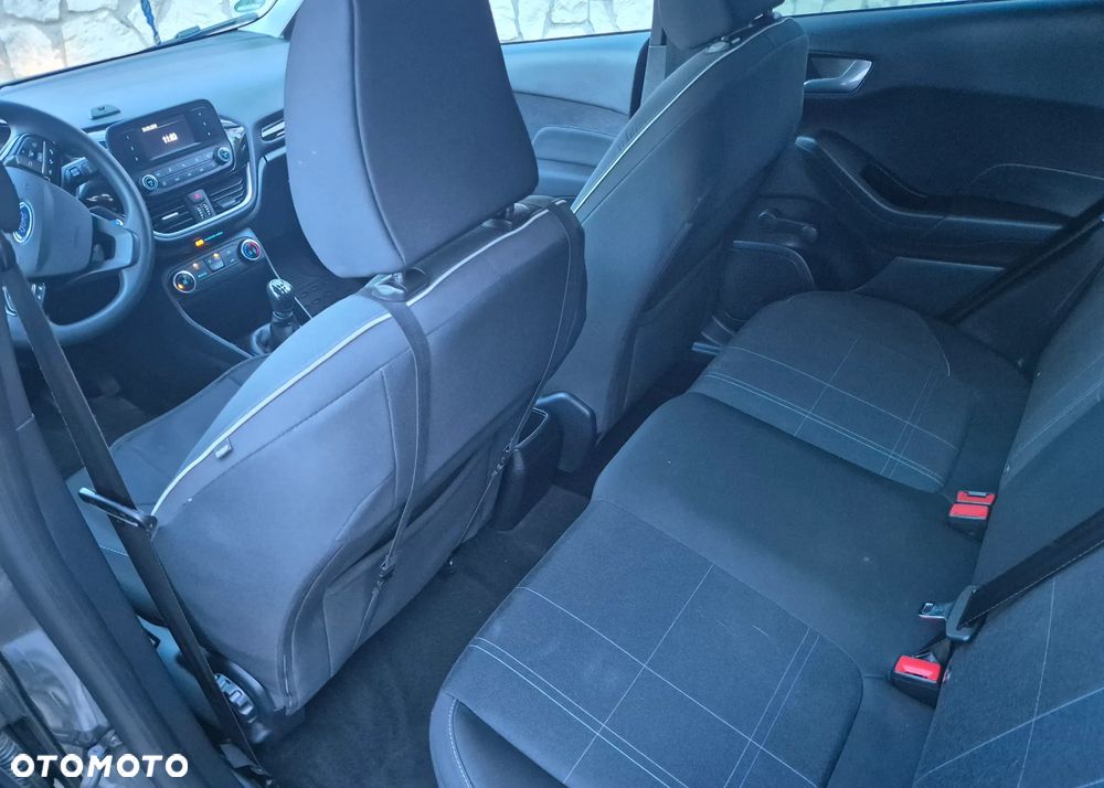 Ford Fiesta 1.1 Trend - 21