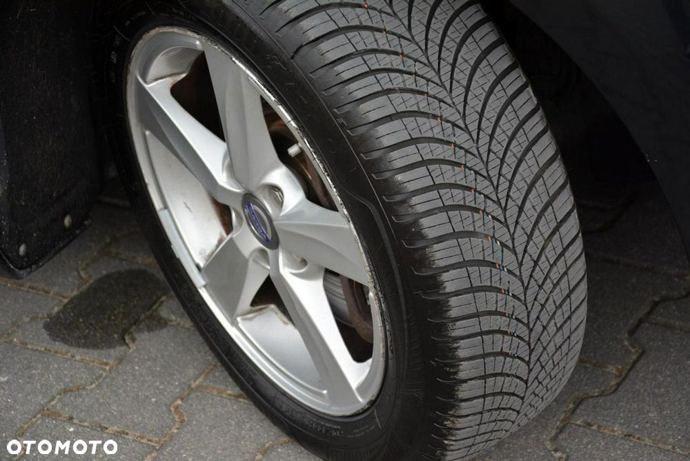 Volvo V40 D3 Geartronic Momentum - 36