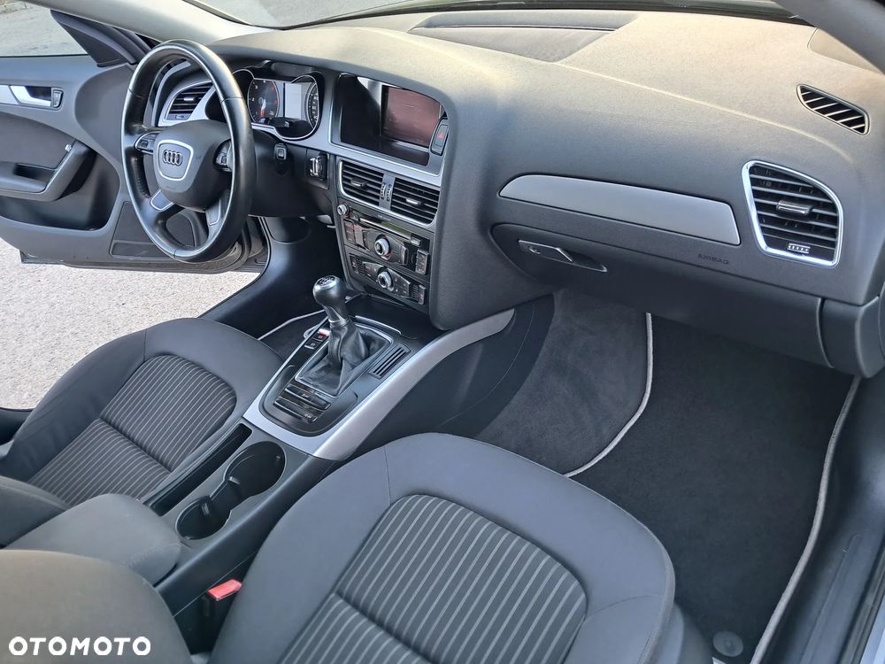 Audi A4 Avant 2.0 TDI DPF Ambiente - 7