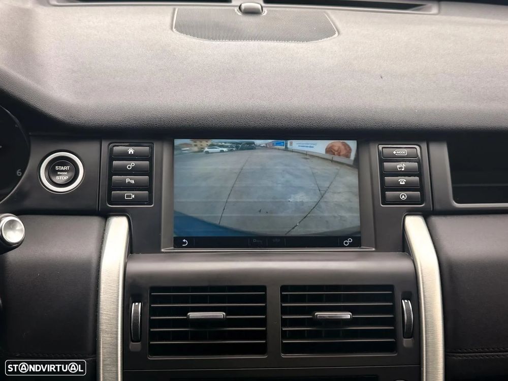 Land Rover Discovery Sport 2.0 D AWD R-Dynamic HSE - 22
