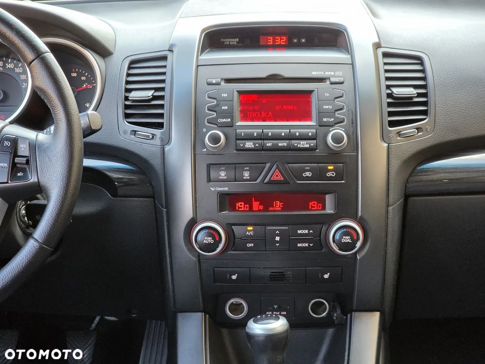 Kia Sorento 2.4 CVVT 4WD Edition 7 - 29