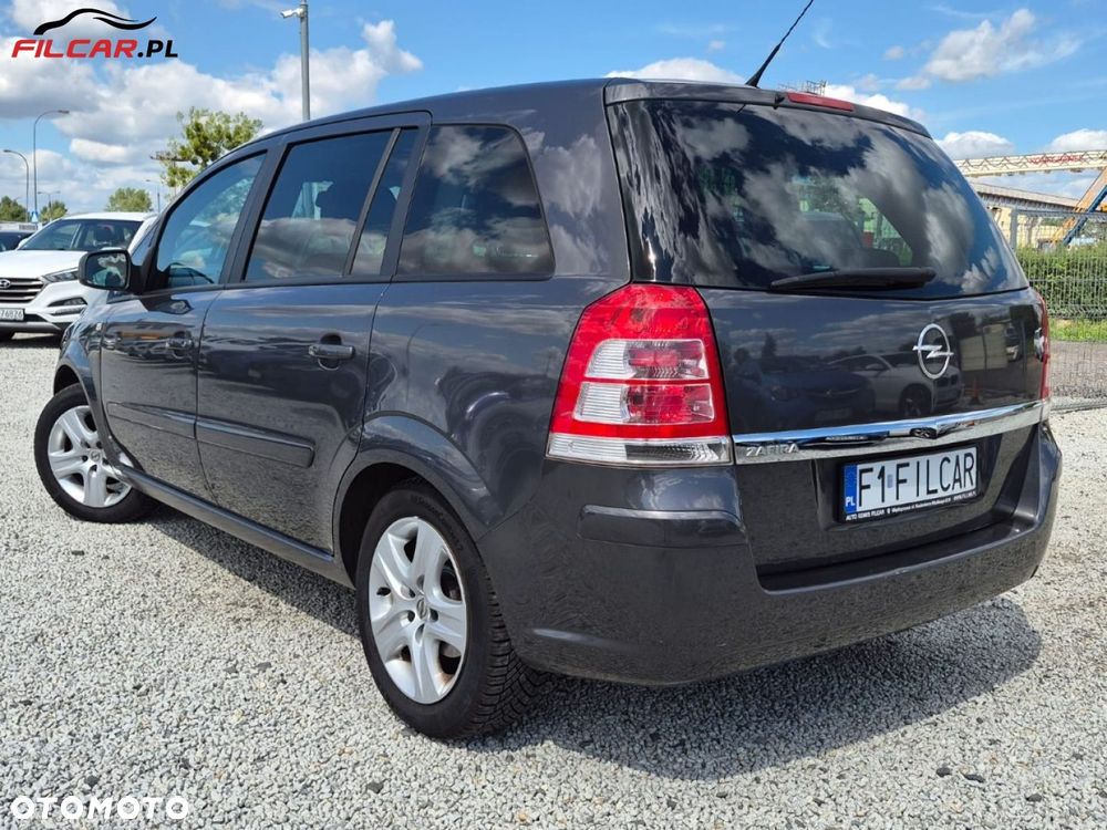 Opel Zafira - 4