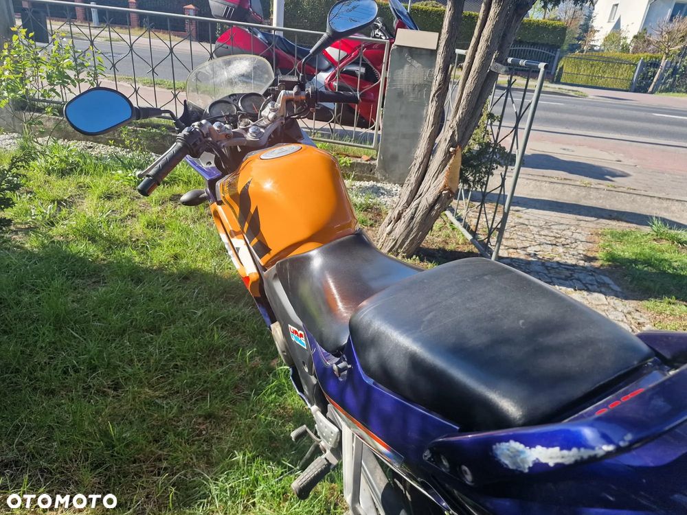 Honda CBR - 8