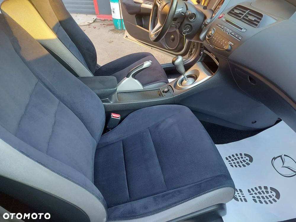 Honda Civic 1.8 Executive - 26