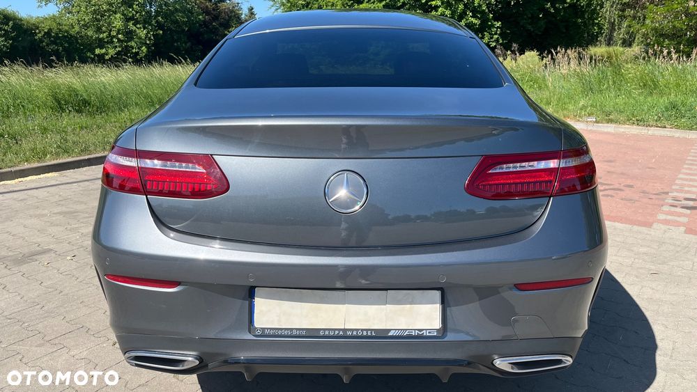 Mercedes-Benz Klasa E 300 d 9G-TRONIC AMG Line - 12