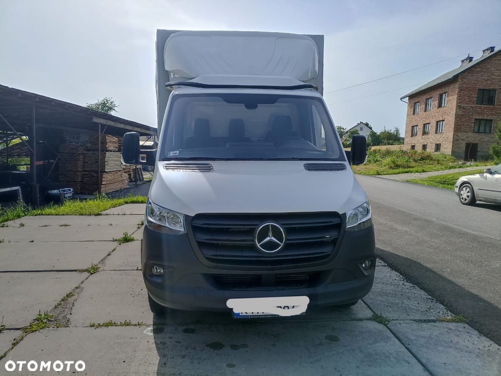 Mercedes-Benz Sprinter - 8