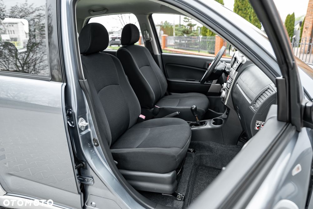 Daihatsu Terios 4WD Top S 100th Anniversary - 23