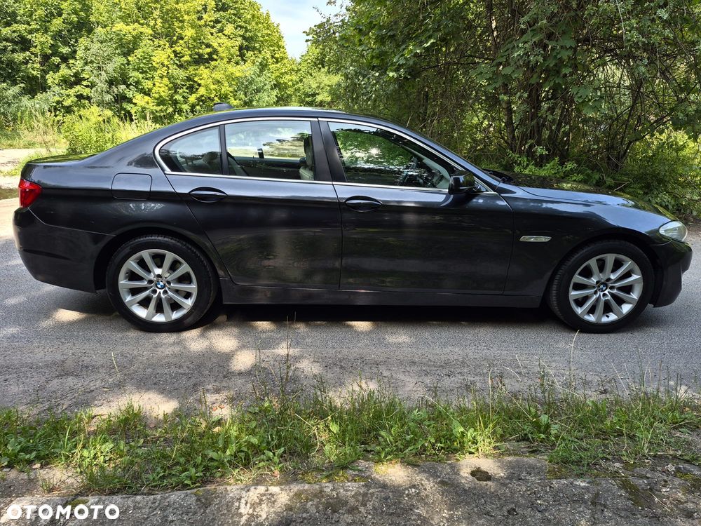 BMW Seria 5 520d - 4