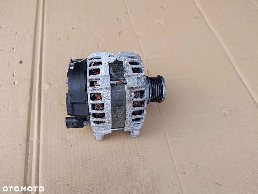 VW TOURAN III 3 2.0 TDI ALTERNATOR - 1