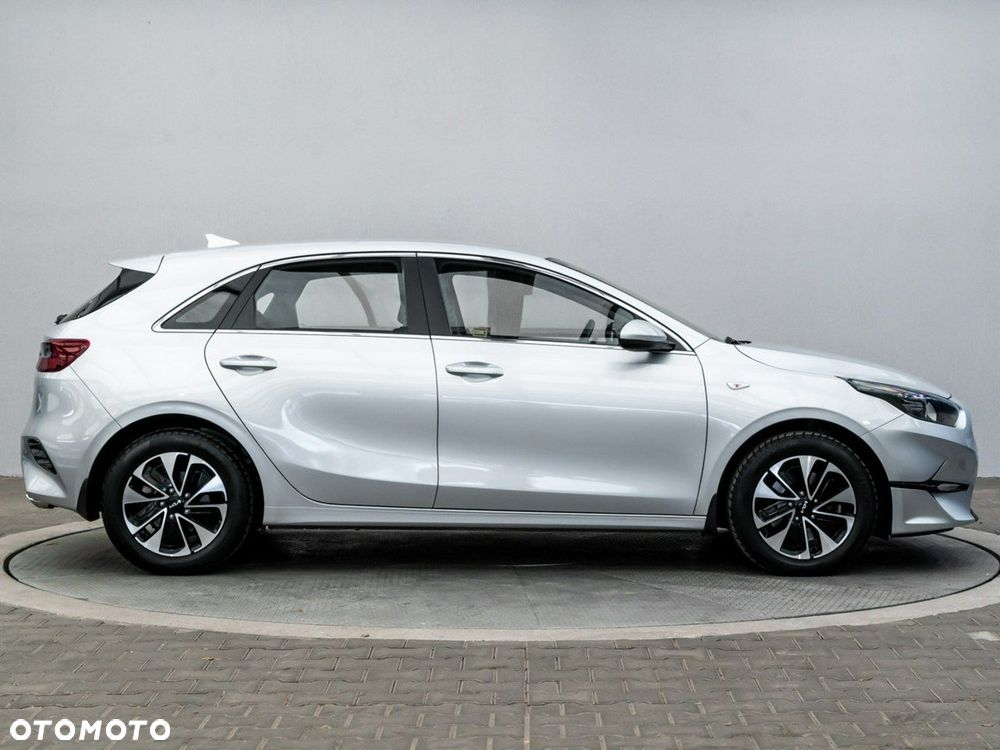 Kia Ceed 1.5 T-GDI M - 5
