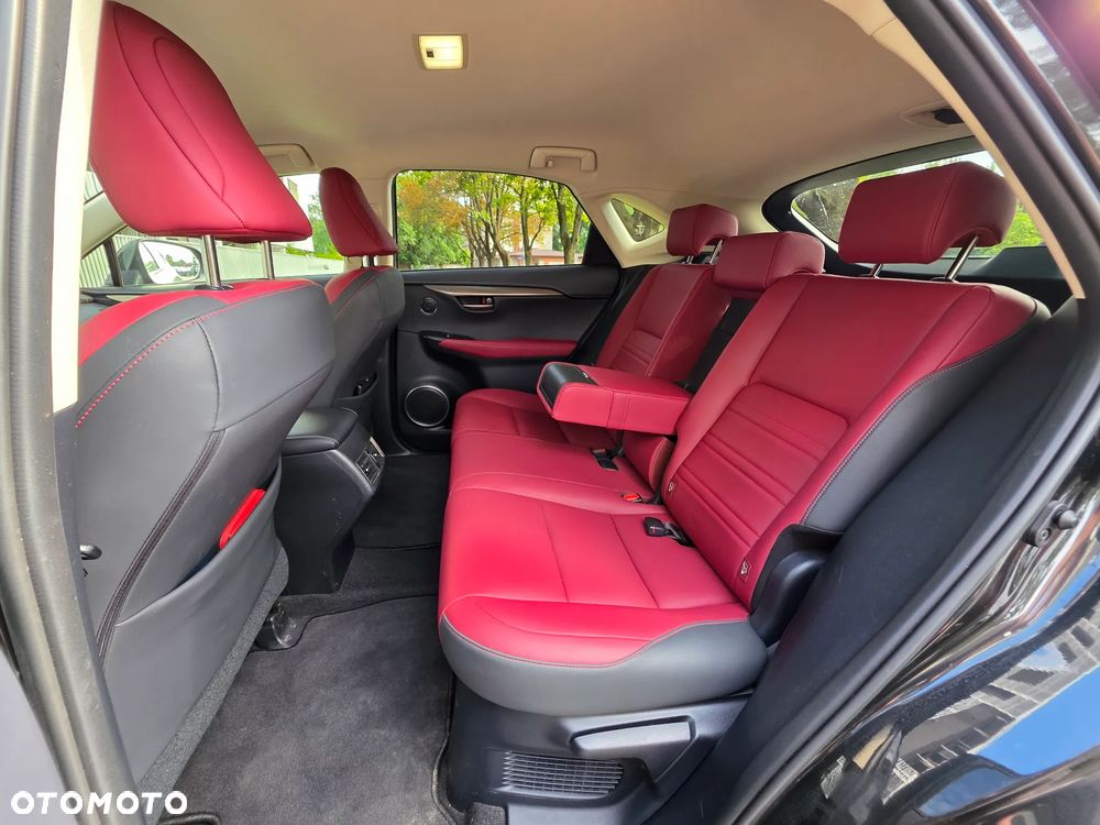 Lexus NX 300h Prestige AWD - 23