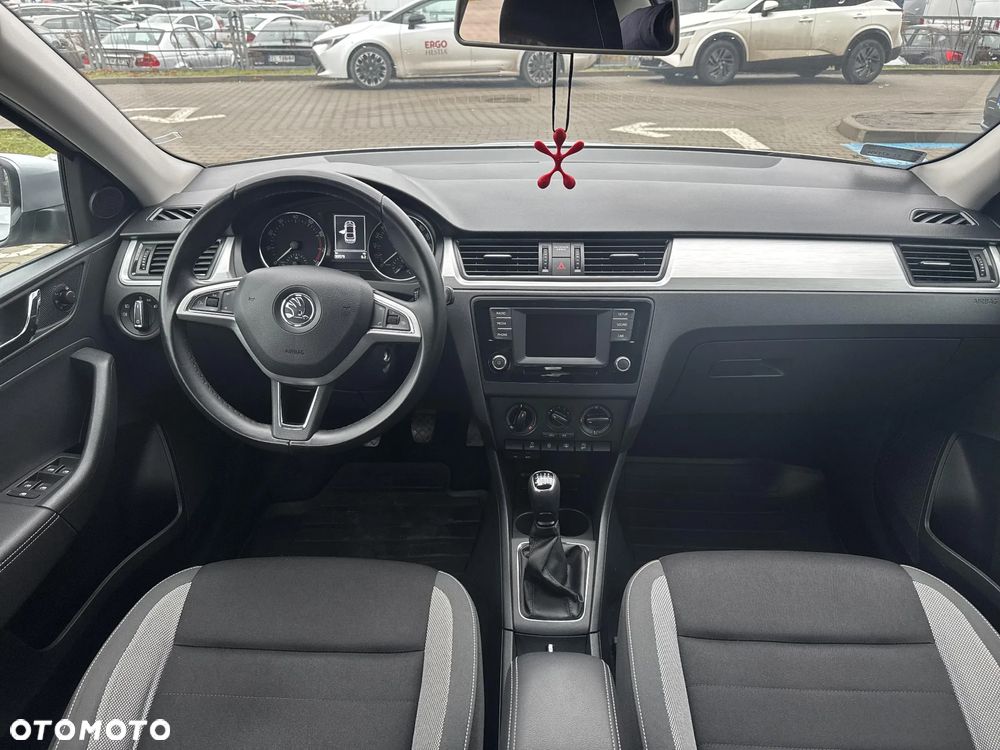 Skoda RAPID Spb 1.2 TSI Ambition - 13