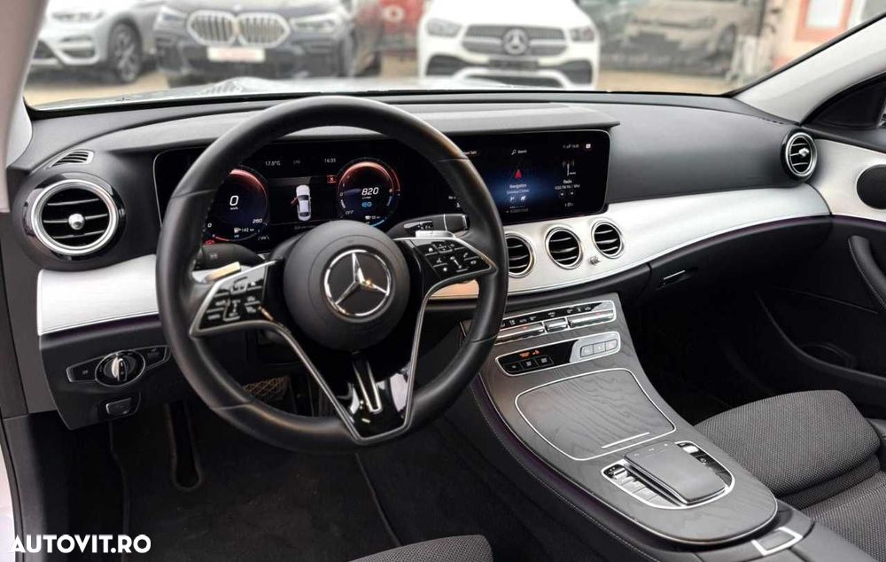 Mercedes-Benz E - 22