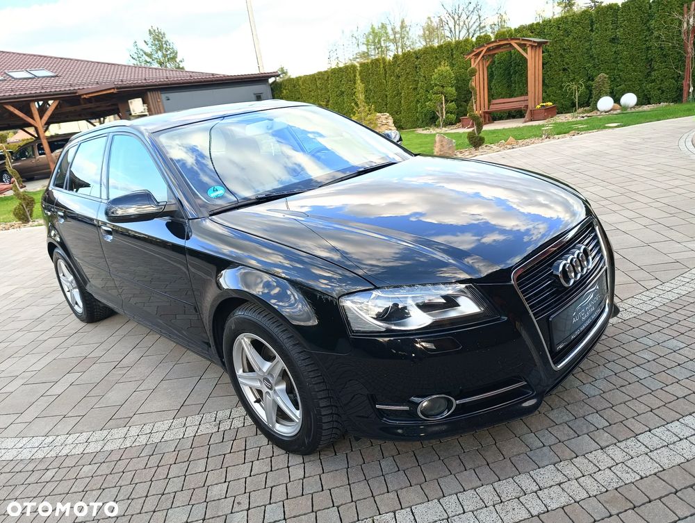 Audi A3 Sportback 2.0 TDI Ambiente - 23