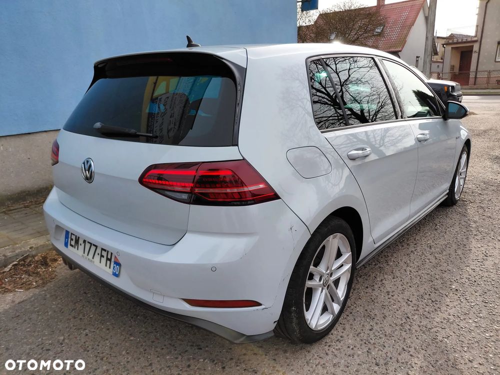 Volkswagen Golf - 9