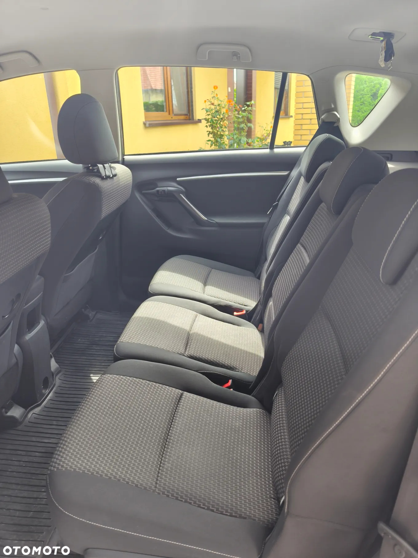 Toyota Verso - 7