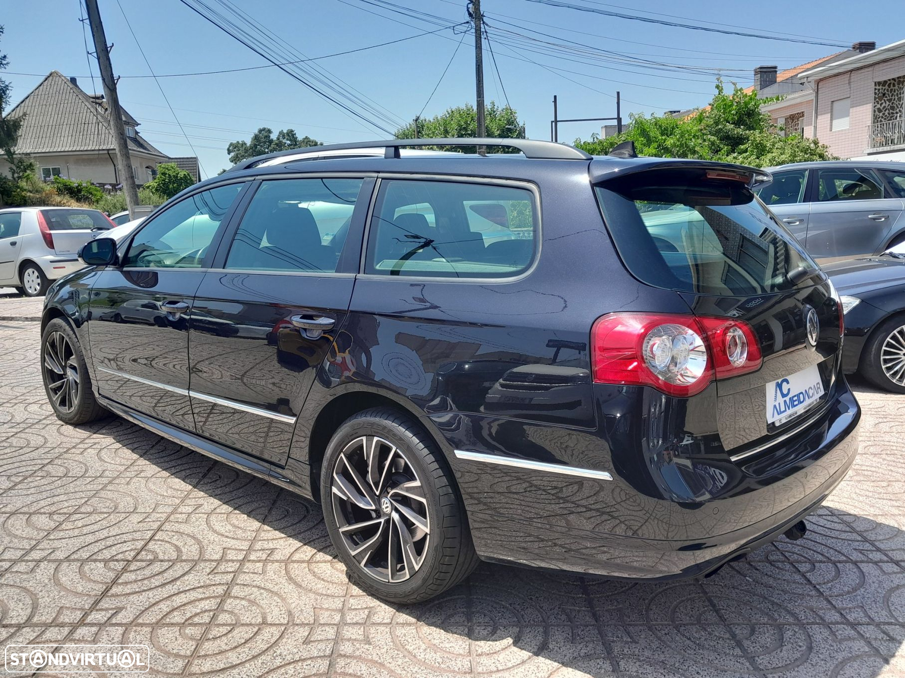 VW Passat Variant 1.6 TDI BlueMotion - 11