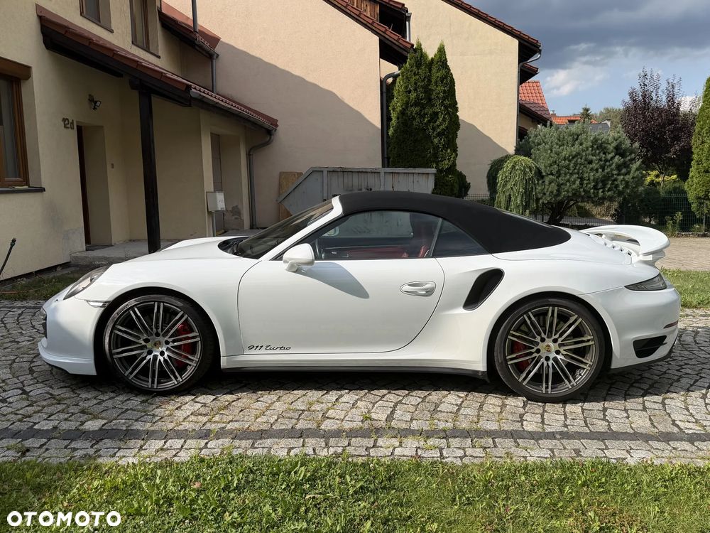 Porsche 911 Turbo - 6