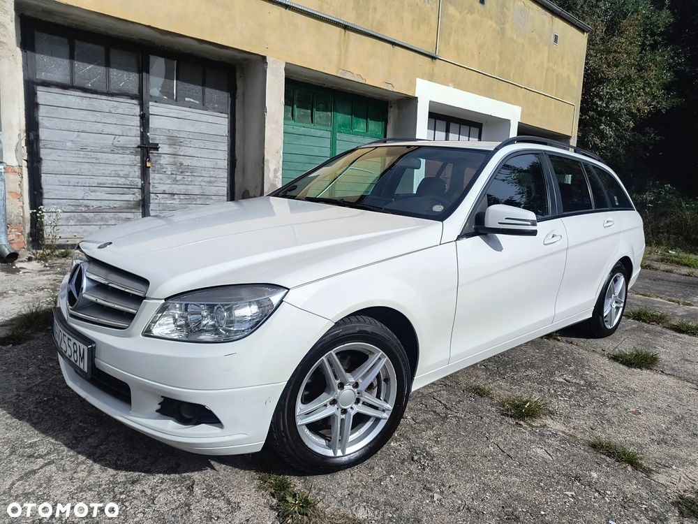 Mercedes-Benz C-Class 2009 photo 3
