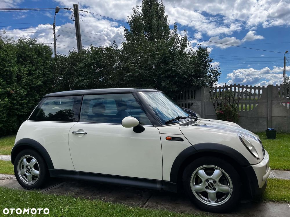 MINI ONE D - 1
