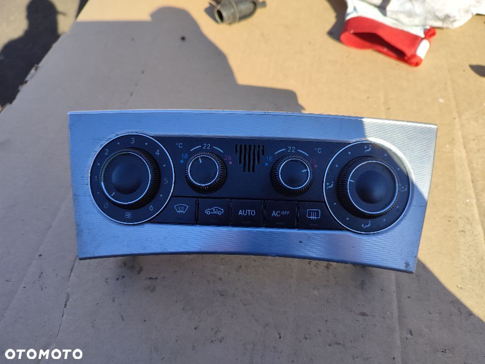 MERCEDES W203 LIFT PANEL KLIMATYZACJI A2038301785