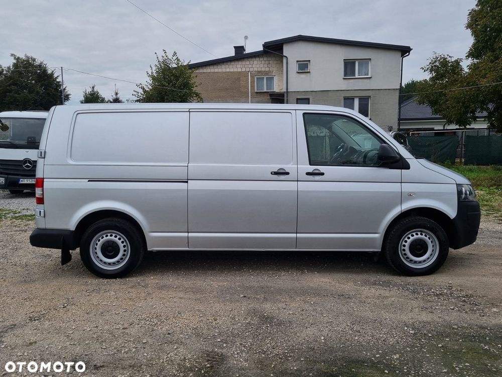 Volkswagen Transporter - 8