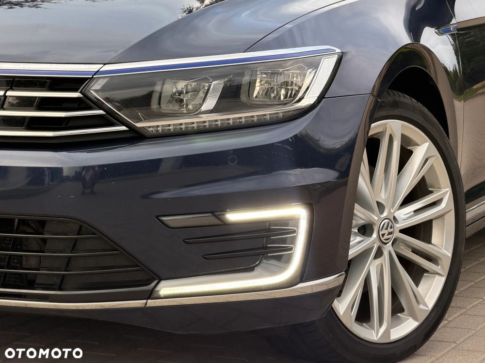 Volkswagen Passat 1.4 TSI Plug-In-Hybrid GTE - 31