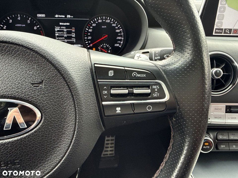 Kia Stinger - 23