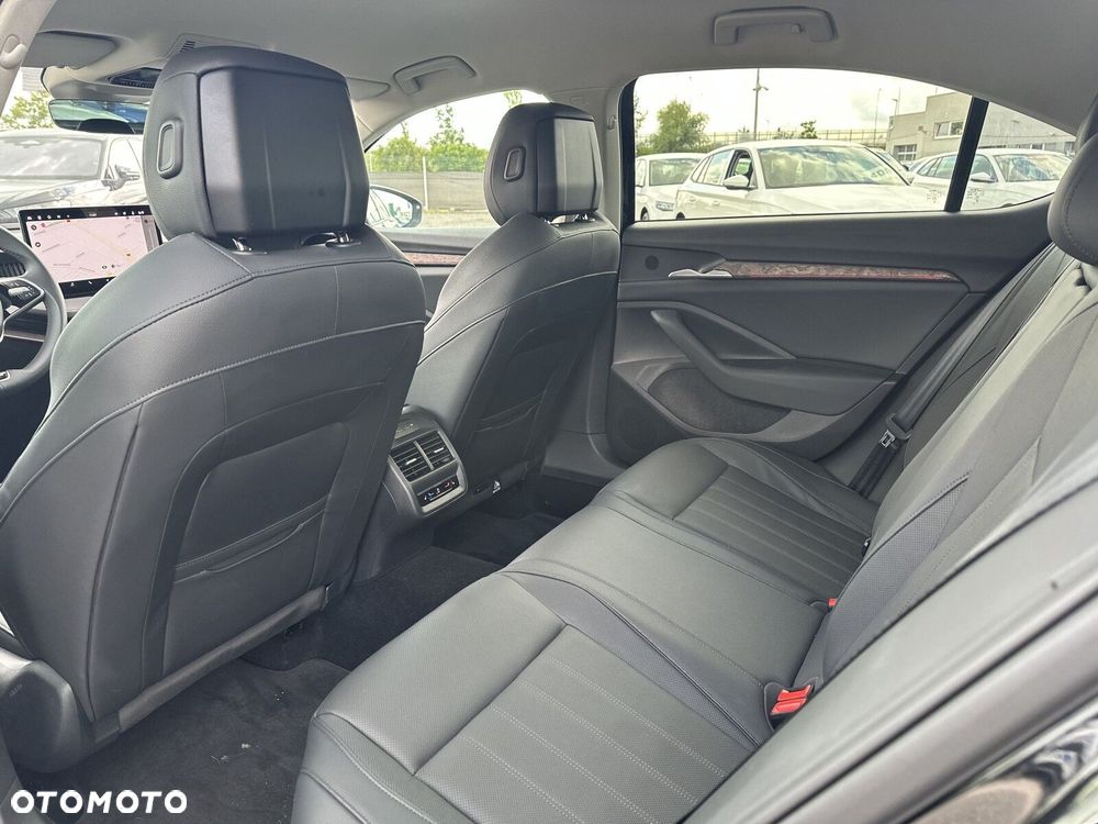 Skoda Superb 2.0 TDI SCR 4x4 L&K DSG - 22