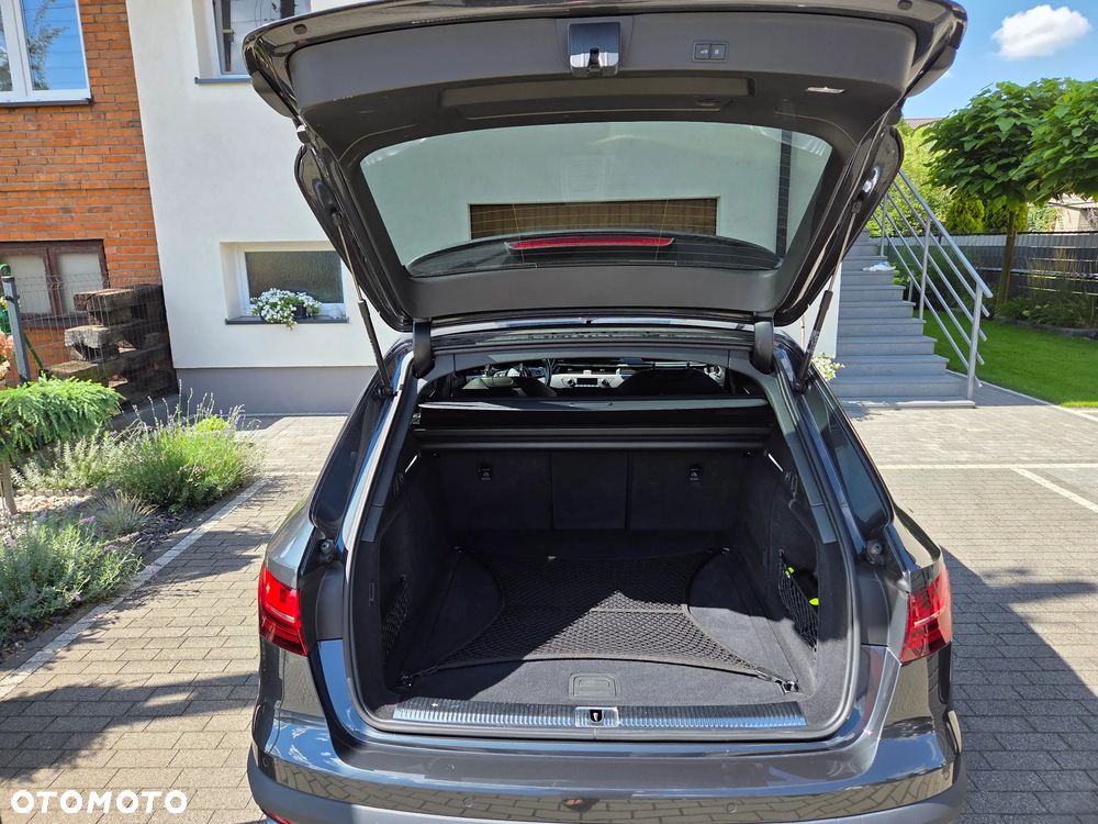 Audi A4 Allroad - 11