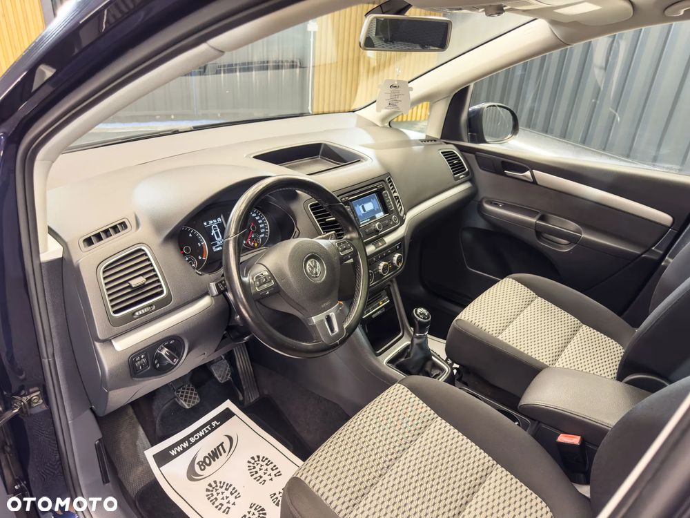 Volkswagen Sharan 2.0 TDI BlueMotion Technology Highline - 24