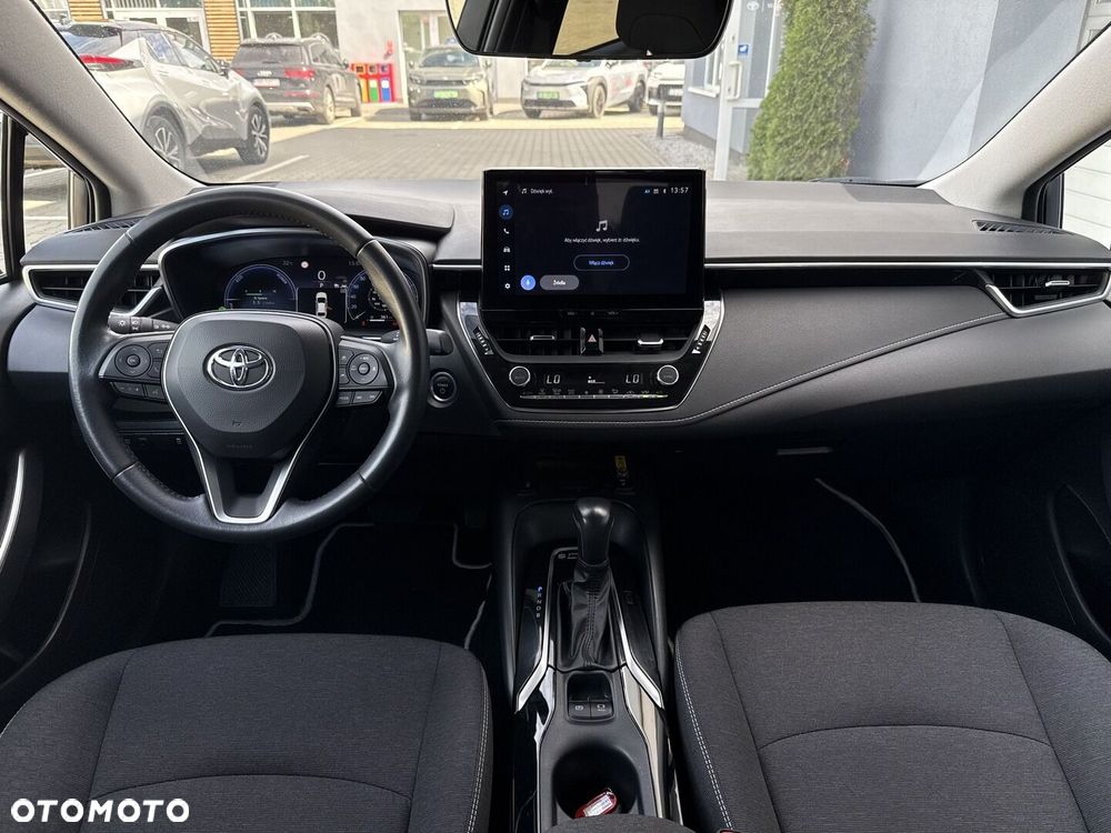 Toyota Corolla 1.8 Hybrid Style - 24