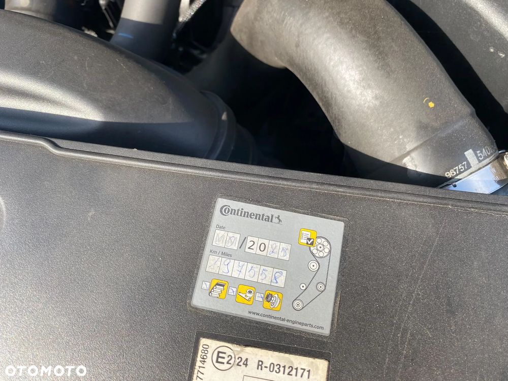 Peugeot 508 BlueHDi 180 EAT6 Stop&Start Allure - 25