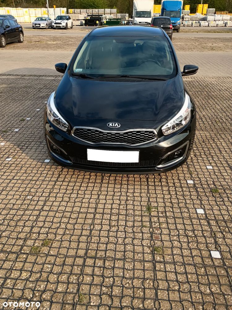 Kia Ceed Cee'd 1.6 GDI Smart Plus - 11