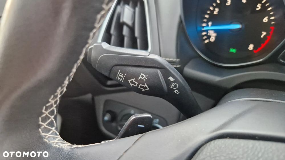 Ford Kuga 1.5 EcoBoost 4x4 Vignale - 25