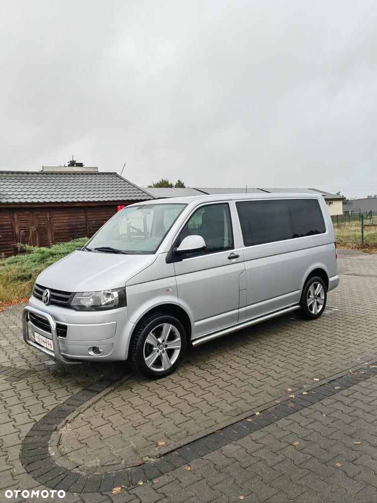 Volkswagen Transporter - 1