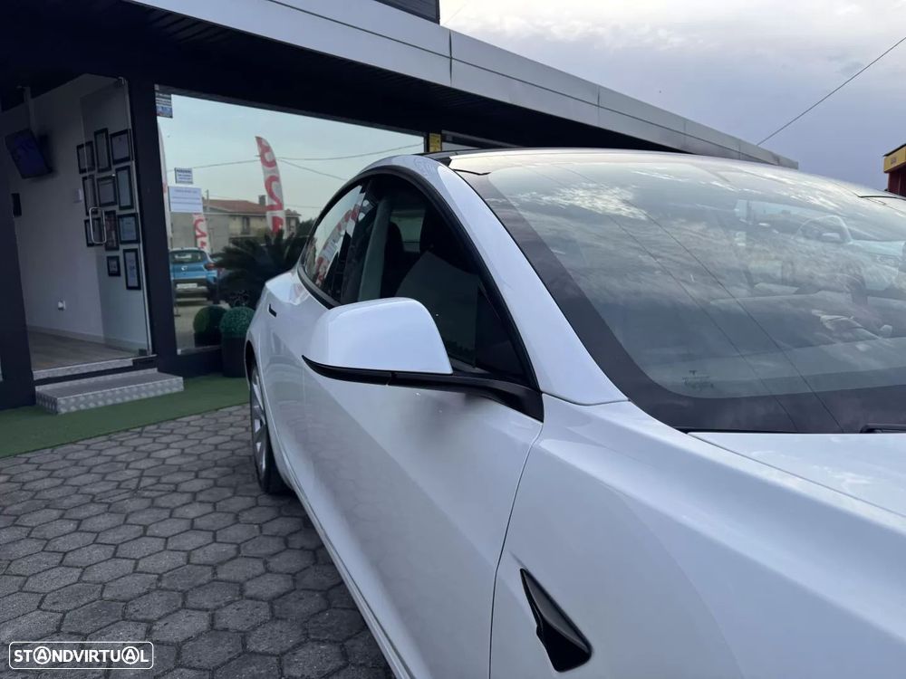 Tesla Model 3 Long Range Tração Integral - 21