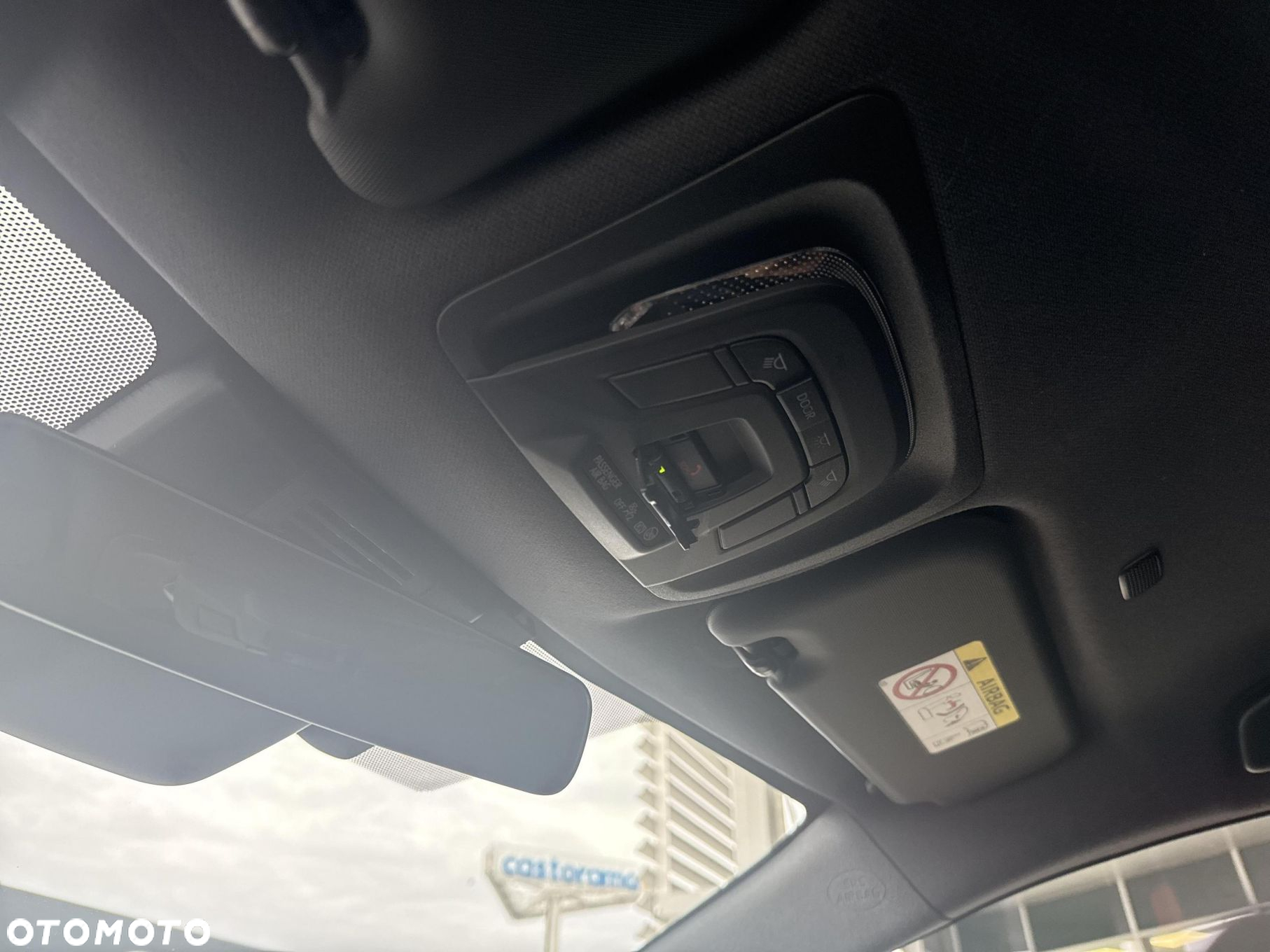 Toyota Corolla 2.0 Hybrid Comfort - 25