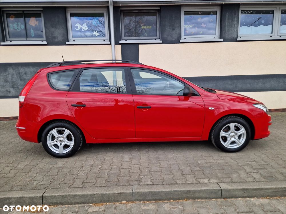 Hyundai i30 1.6 CRDi Comfort - 3