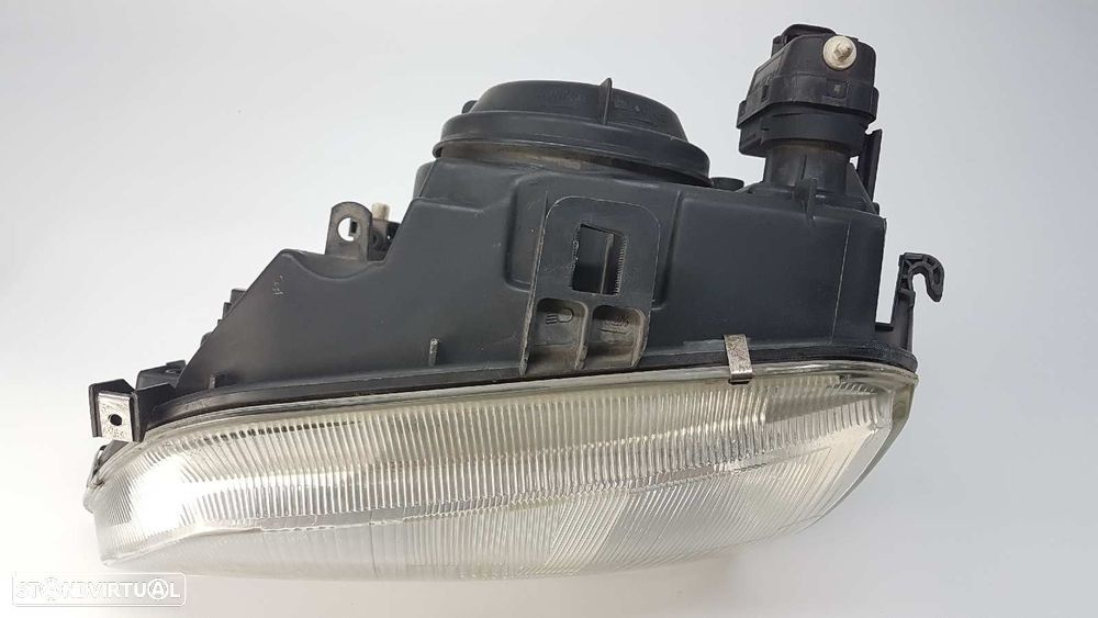 FAROL ESQUERDO RENAULT MEGANE I BERLINA HATCHBACK (BA0) 1.6E ALIZE - 4