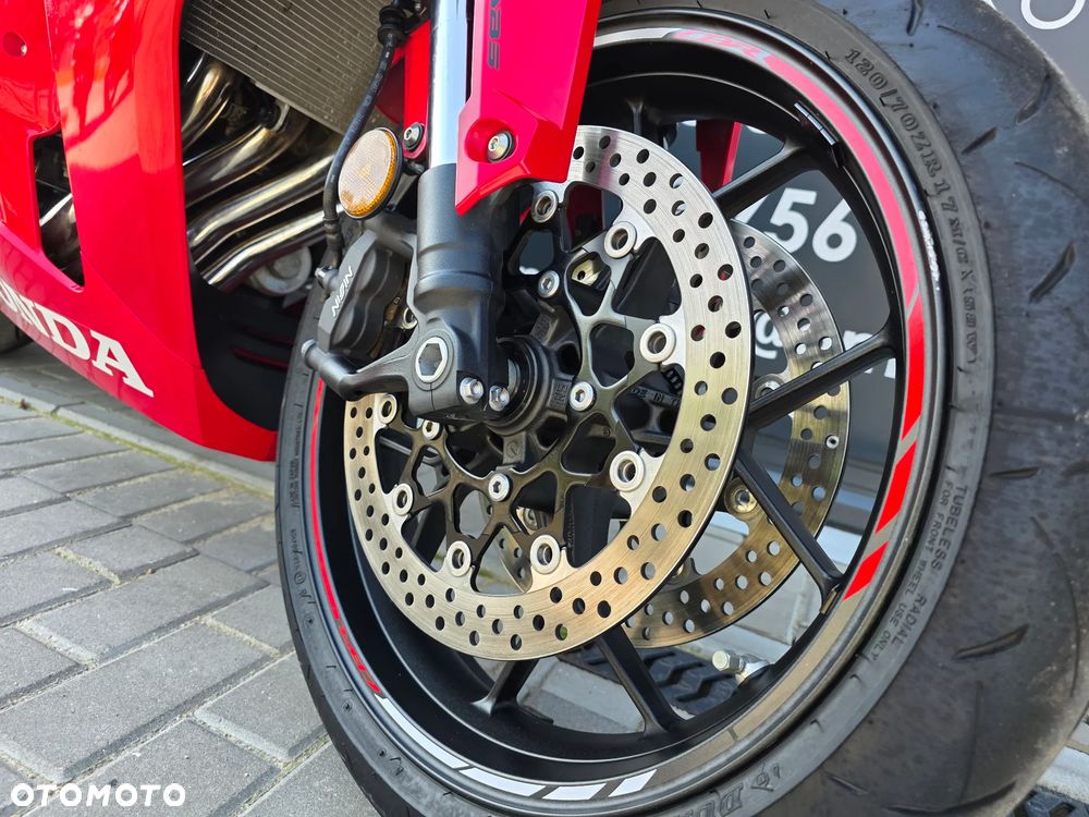 Honda CBR - 17