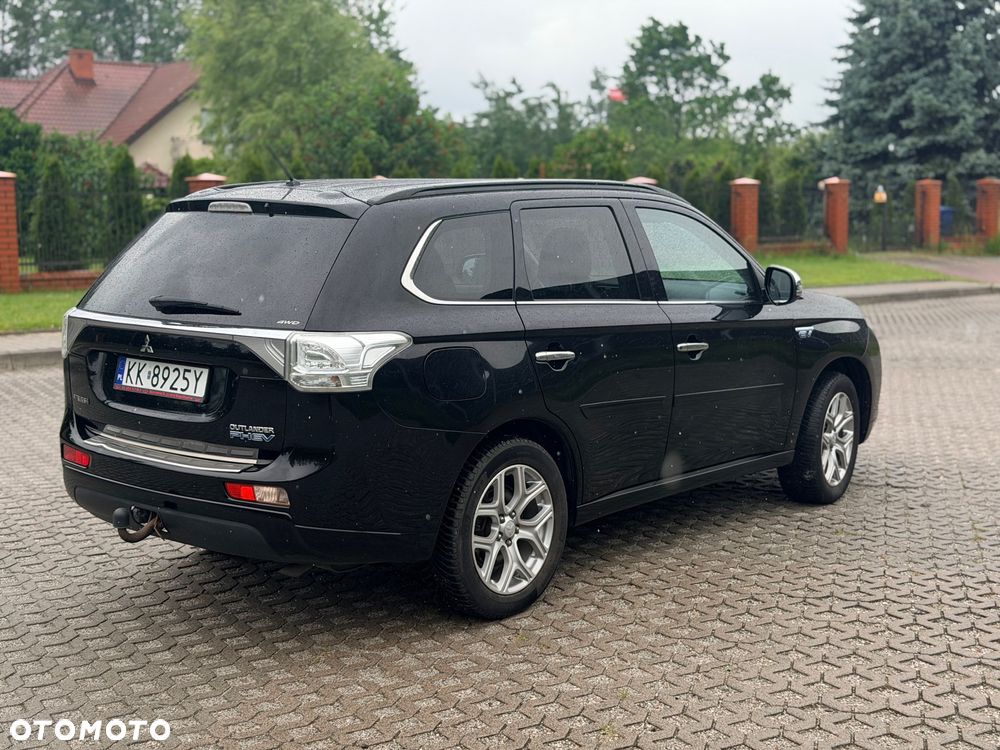 Mitsubishi Outlander - 5
