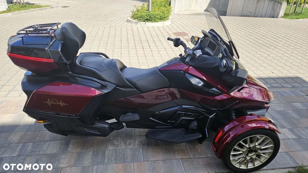 Can-Am Spyder - 7