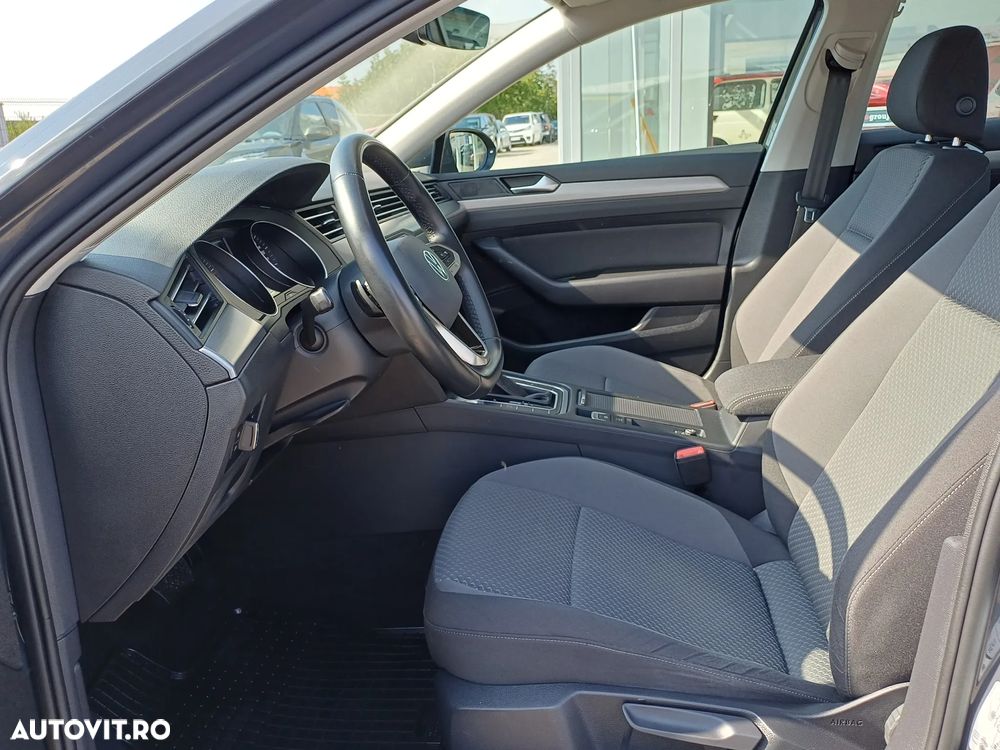 Volkswagen Passat 1.5 TSI ACT DSG Trendline - 11