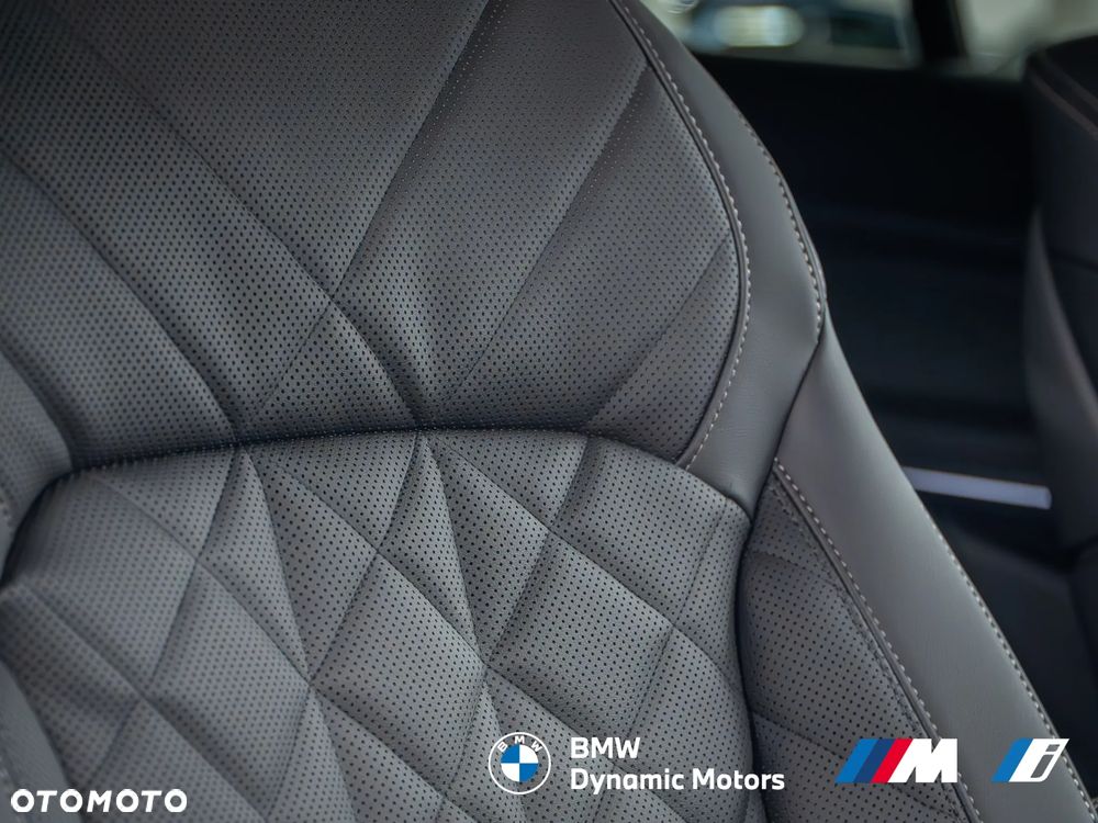BMW X5 xDrive40i - 27