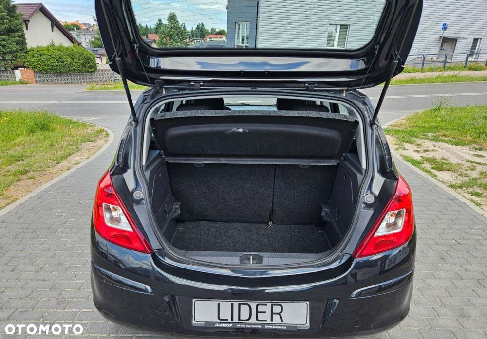 Opel Corsa - 12